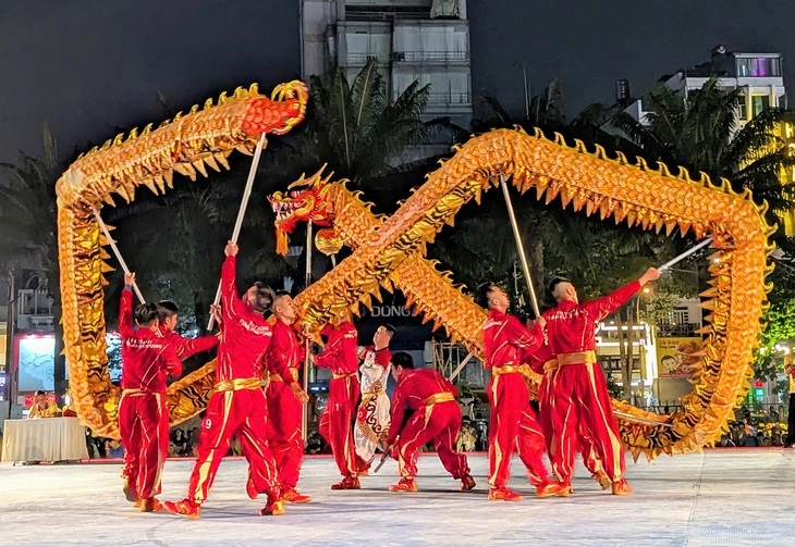Đội thi Tinh Anh Đường (quận 5)